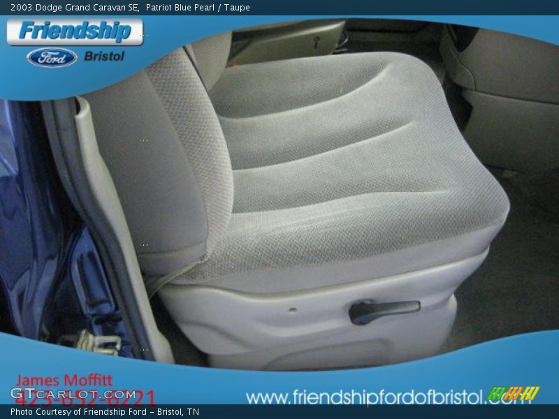 Patriot Blue Pearl / Taupe 2003 Dodge Grand Caravan SE