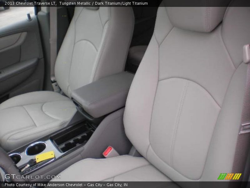 Tungsten Metallic / Dark Titanium/Light Titanium 2013 Chevrolet Traverse LT