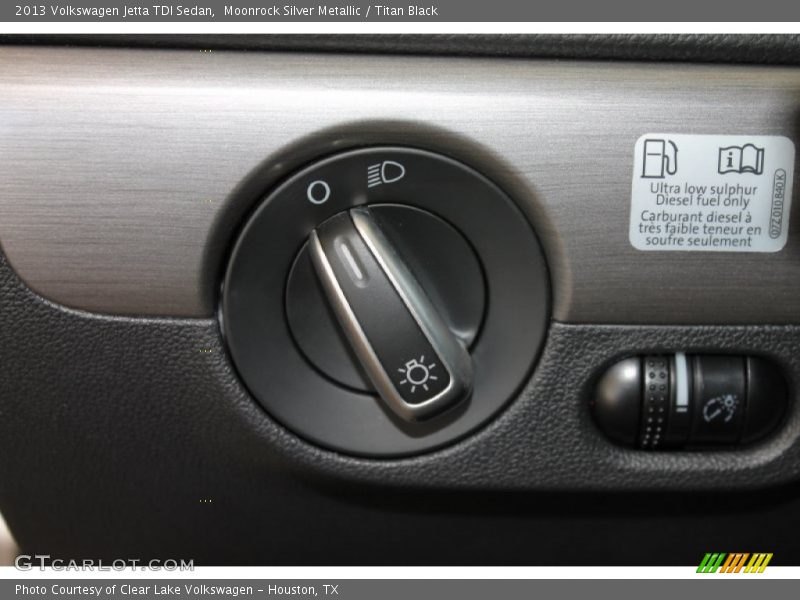 Moonrock Silver Metallic / Titan Black 2013 Volkswagen Jetta TDI Sedan