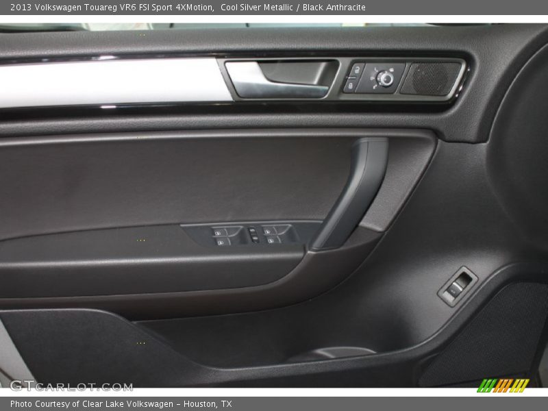 Cool Silver Metallic / Black Anthracite 2013 Volkswagen Touareg VR6 FSI Sport 4XMotion