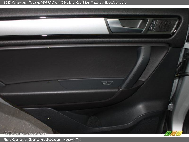 Cool Silver Metallic / Black Anthracite 2013 Volkswagen Touareg VR6 FSI Sport 4XMotion