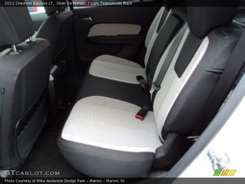 Silver Ice Metallic / Light Titanium/Jet Black 2011 Chevrolet Equinox LT