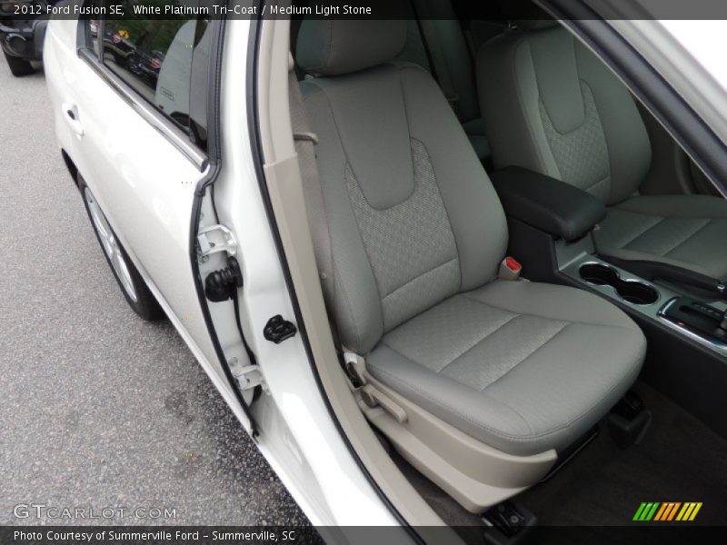 White Platinum Tri-Coat / Medium Light Stone 2012 Ford Fusion SE