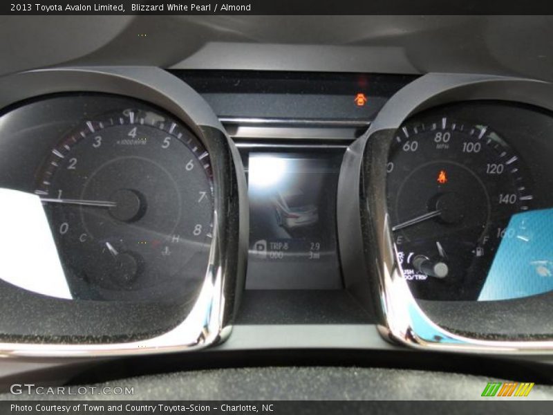 Blizzard White Pearl / Almond 2013 Toyota Avalon Limited