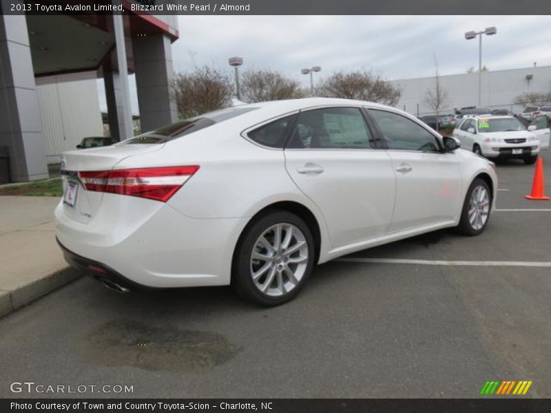 Blizzard White Pearl / Almond 2013 Toyota Avalon Limited