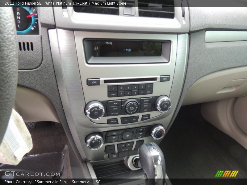 White Platinum Tri-Coat / Medium Light Stone 2012 Ford Fusion SE