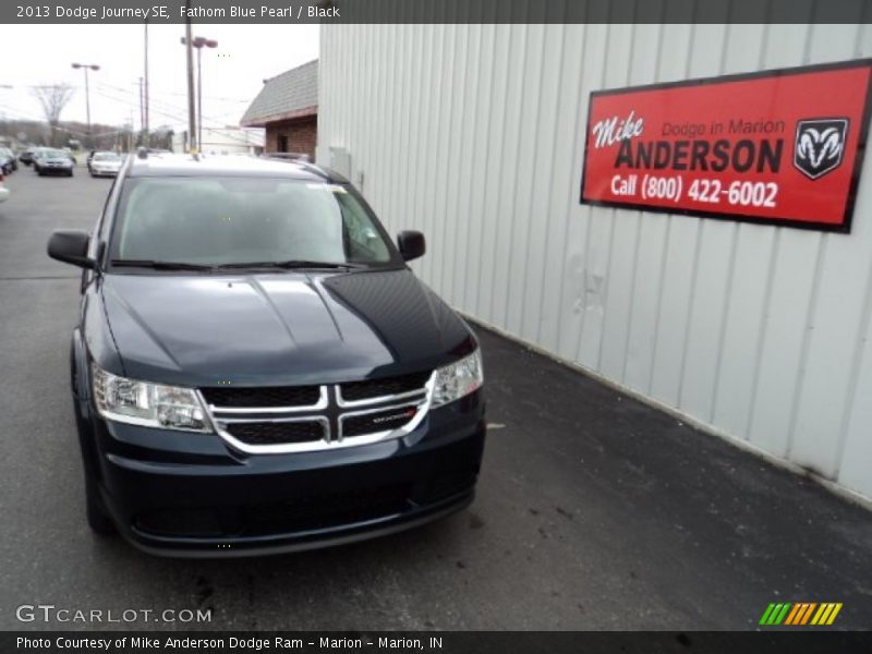 Fathom Blue Pearl / Black 2013 Dodge Journey SE