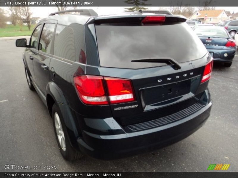 Fathom Blue Pearl / Black 2013 Dodge Journey SE