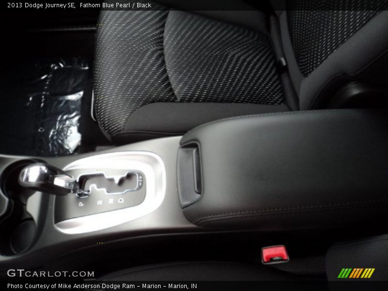 Fathom Blue Pearl / Black 2013 Dodge Journey SE