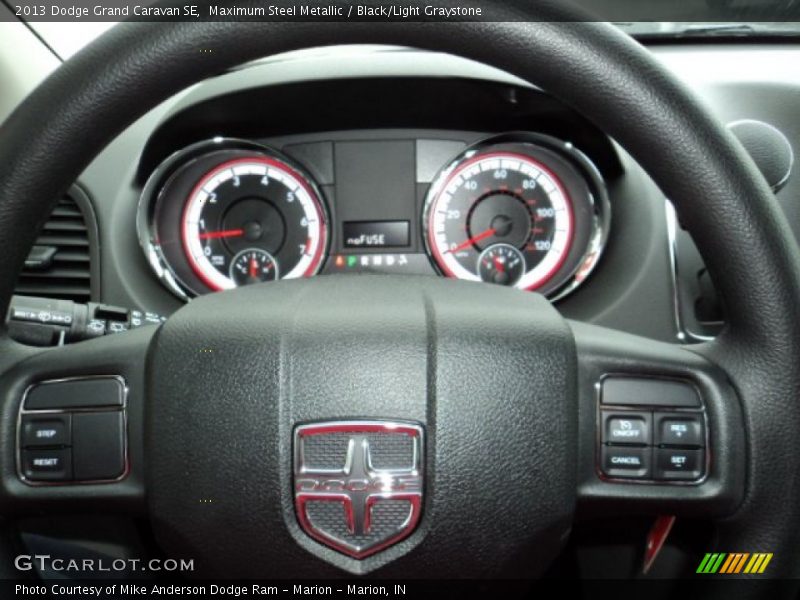 Maximum Steel Metallic / Black/Light Graystone 2013 Dodge Grand Caravan SE
