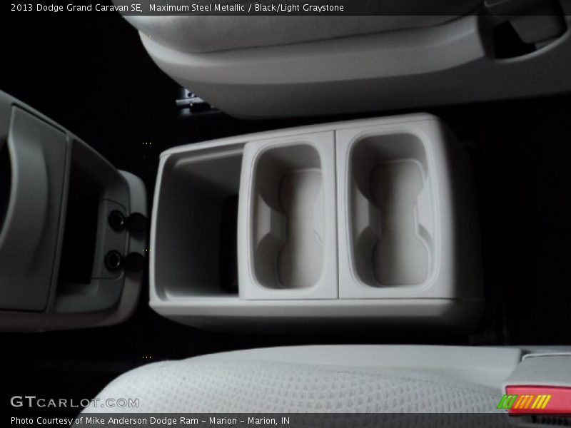 Maximum Steel Metallic / Black/Light Graystone 2013 Dodge Grand Caravan SE