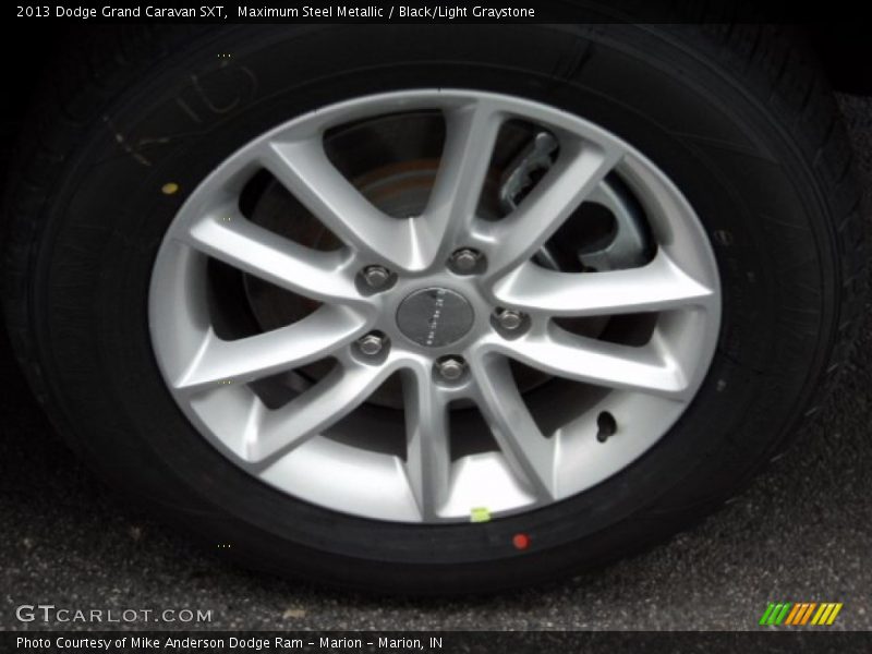 Maximum Steel Metallic / Black/Light Graystone 2013 Dodge Grand Caravan SXT