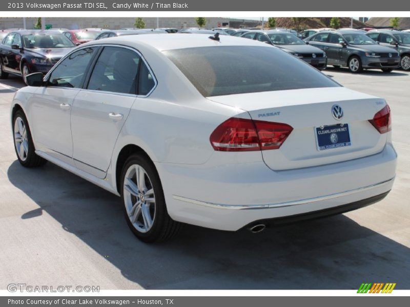 Candy White / Titan Black 2013 Volkswagen Passat TDI SEL