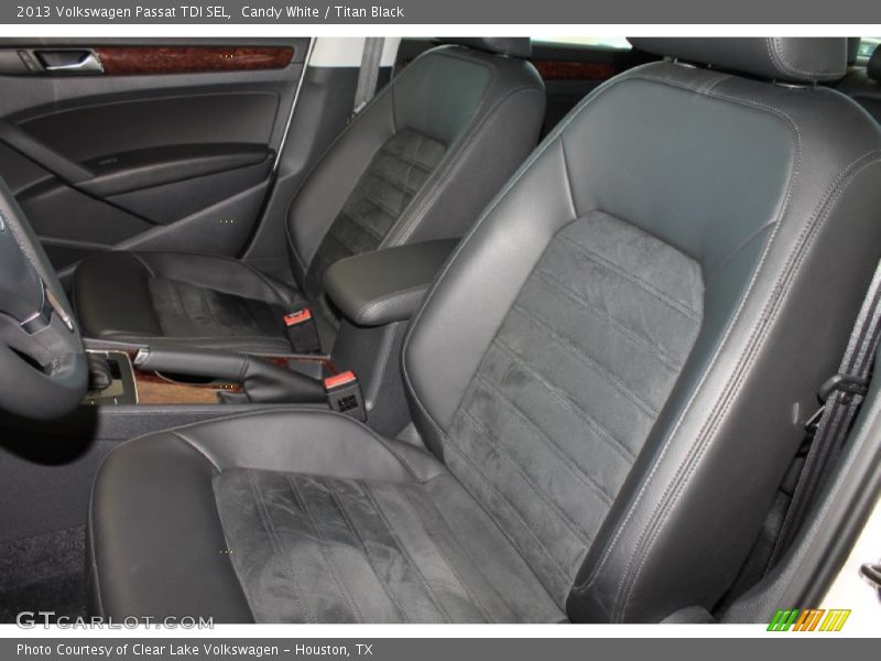 Candy White / Titan Black 2013 Volkswagen Passat TDI SEL