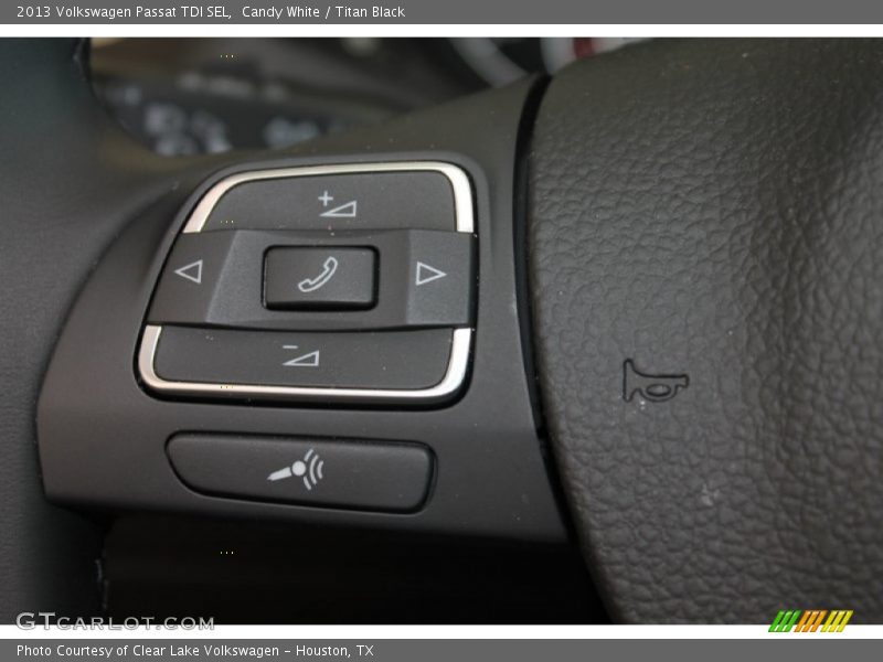 Candy White / Titan Black 2013 Volkswagen Passat TDI SEL