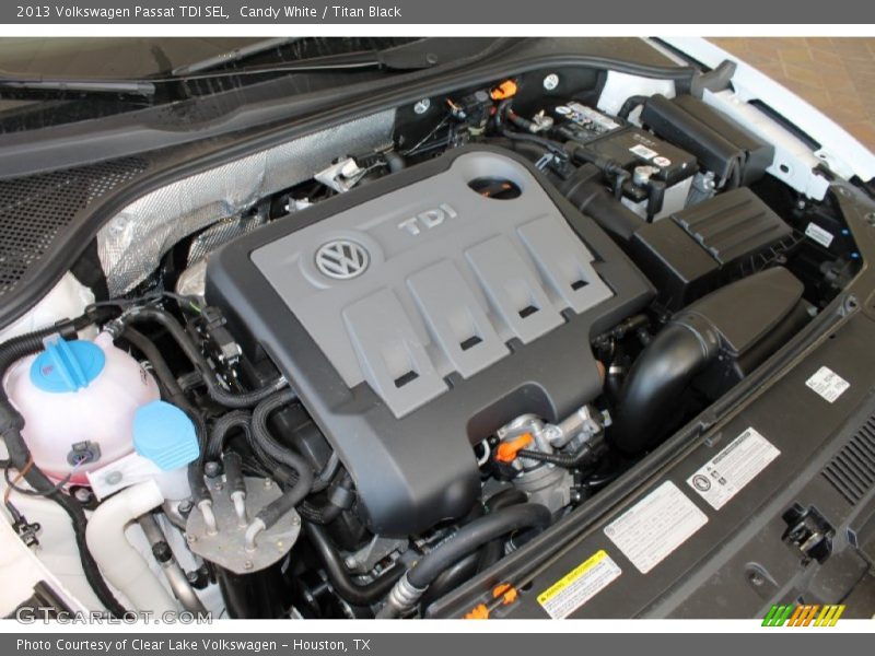 Candy White / Titan Black 2013 Volkswagen Passat TDI SEL