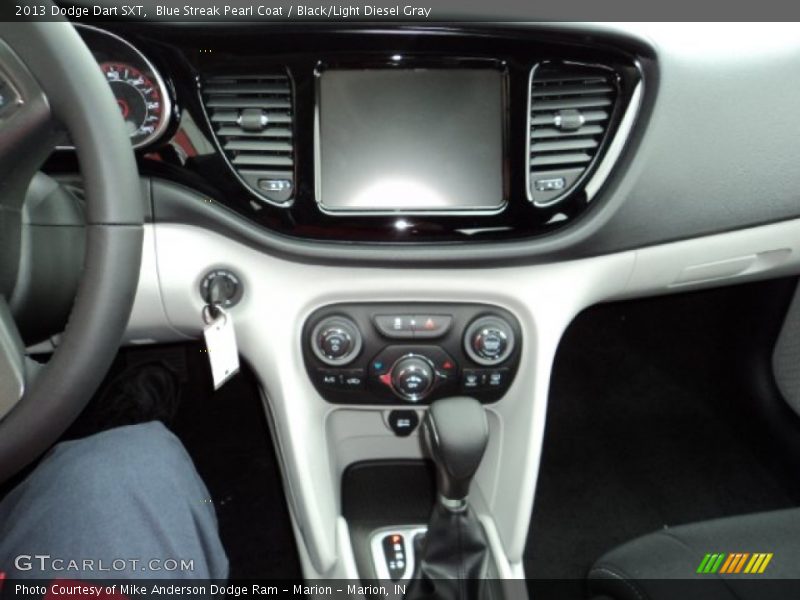 Blue Streak Pearl Coat / Black/Light Diesel Gray 2013 Dodge Dart SXT