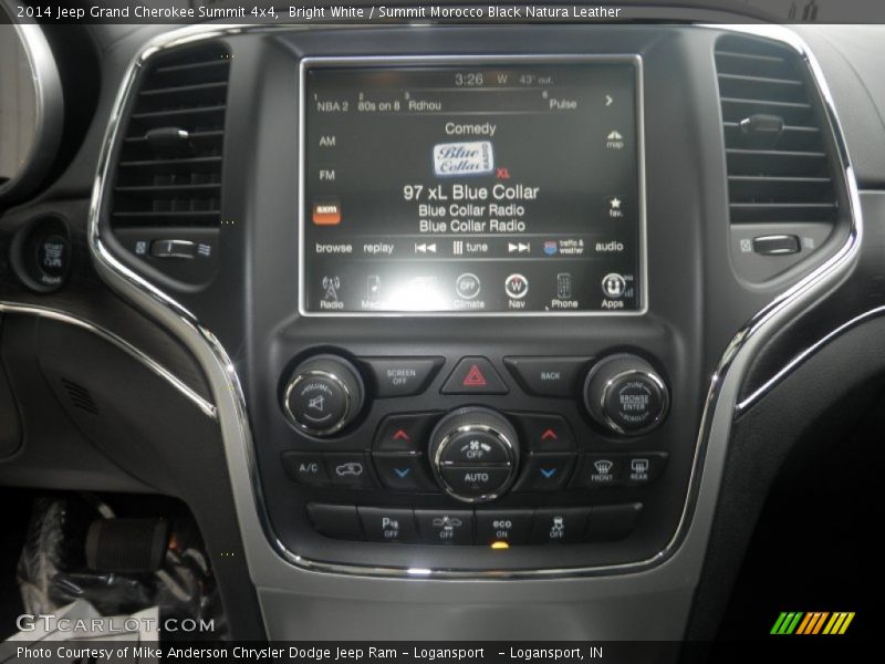 Controls of 2014 Grand Cherokee Summit 4x4