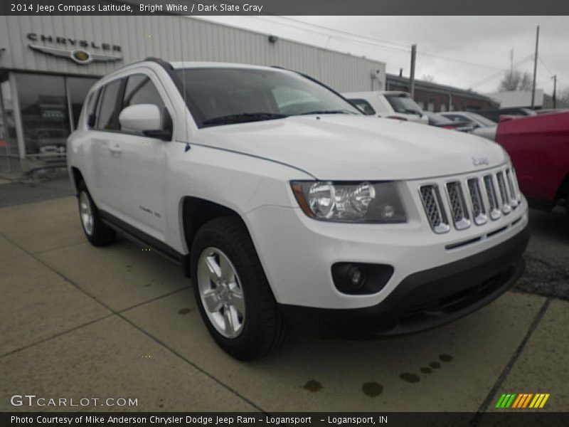 Bright White / Dark Slate Gray 2014 Jeep Compass Latitude