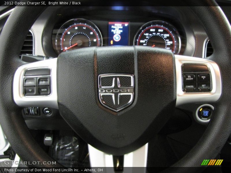 Bright White / Black 2012 Dodge Charger SE
