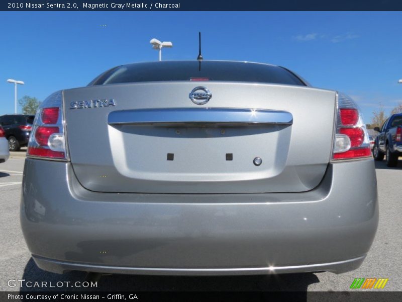 Magnetic Gray Metallic / Charcoal 2010 Nissan Sentra 2.0