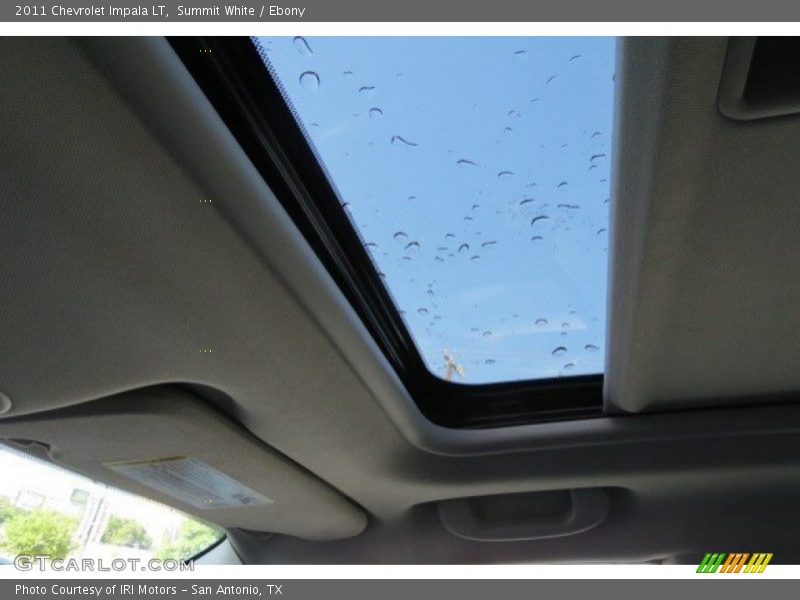 Summit White / Ebony 2011 Chevrolet Impala LT