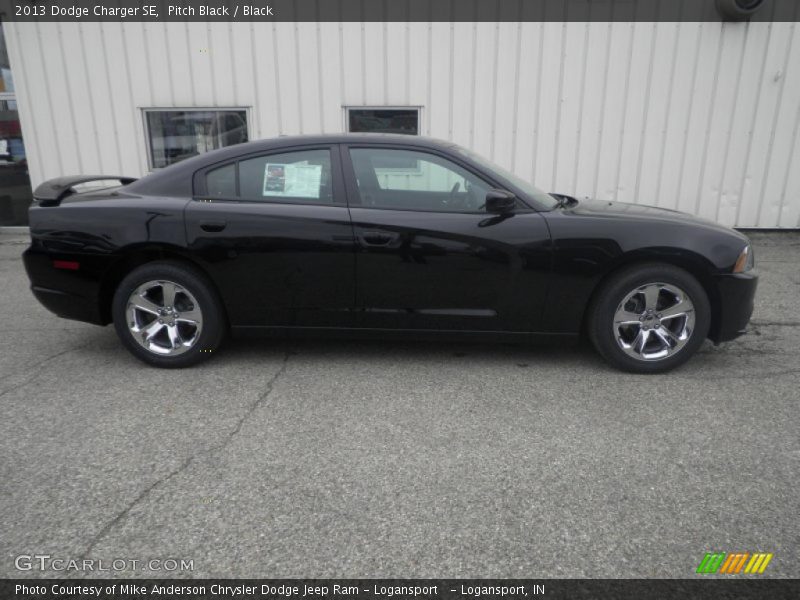 Pitch Black / Black 2013 Dodge Charger SE