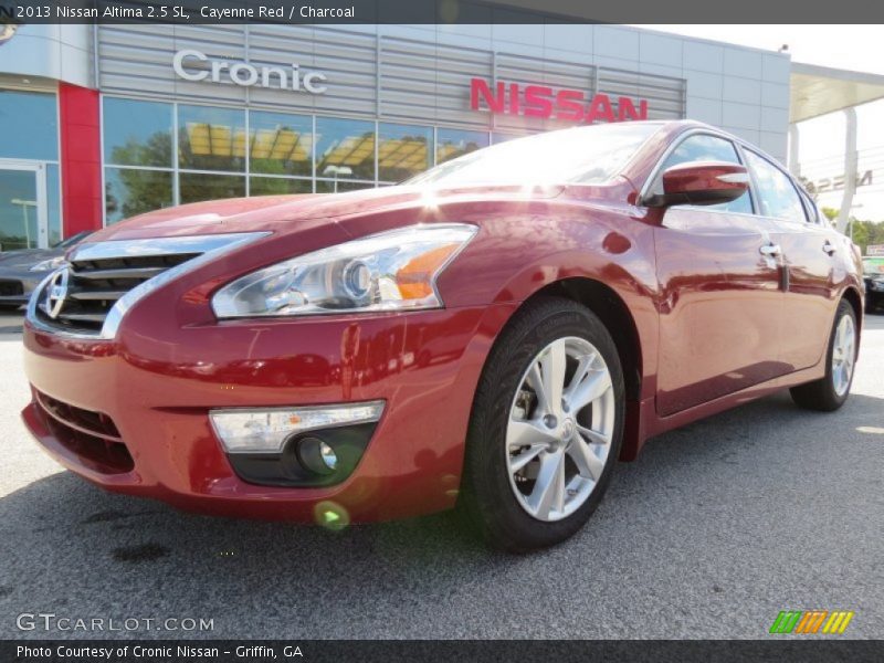 Cayenne Red / Charcoal 2013 Nissan Altima 2.5 SL