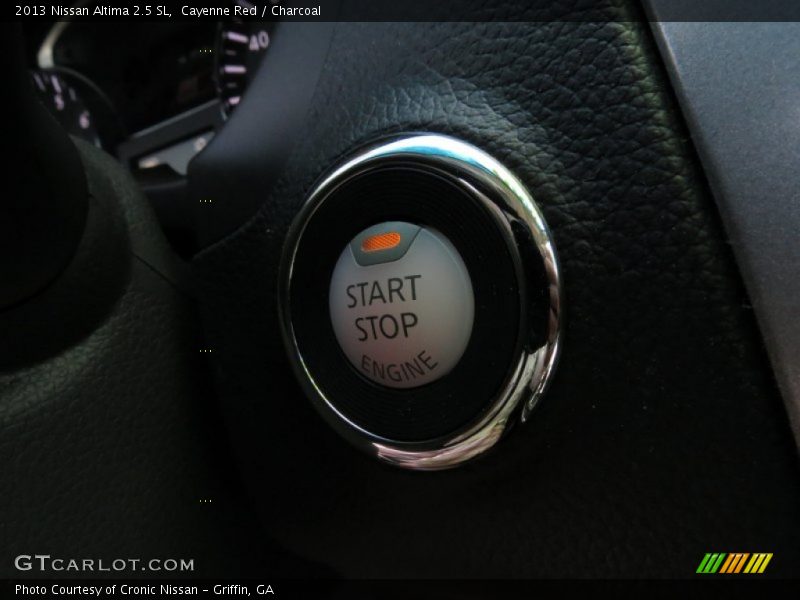 Cayenne Red / Charcoal 2013 Nissan Altima 2.5 SL