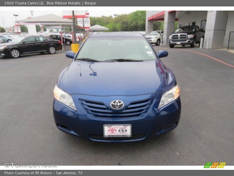Blue Ribbon Metallic / Bisque 2009 Toyota Camry LE