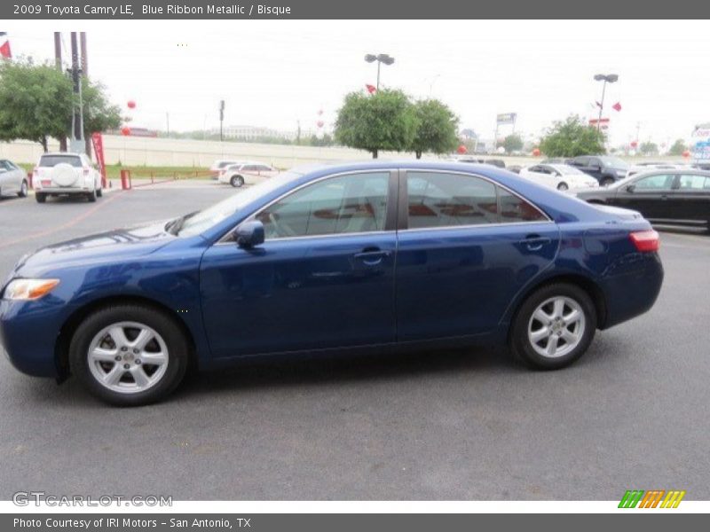 Blue Ribbon Metallic / Bisque 2009 Toyota Camry LE