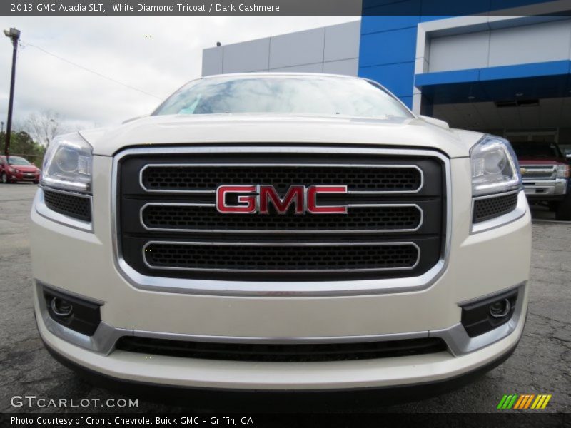 White Diamond Tricoat / Dark Cashmere 2013 GMC Acadia SLT