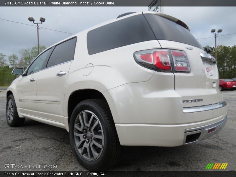 White Diamond Tricoat / Cocoa Dune 2013 GMC Acadia Denali