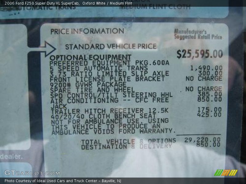 Oxford White / Medium Flint 2006 Ford F250 Super Duty XL SuperCab