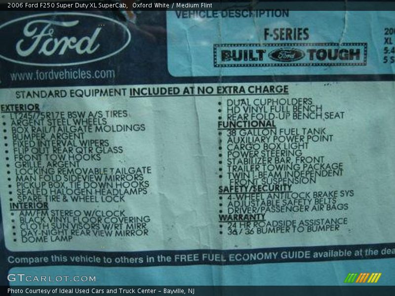 Oxford White / Medium Flint 2006 Ford F250 Super Duty XL SuperCab