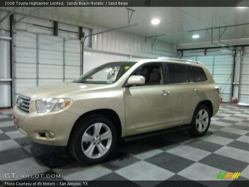 Front 3/4 View of 2008 Highlander Limited