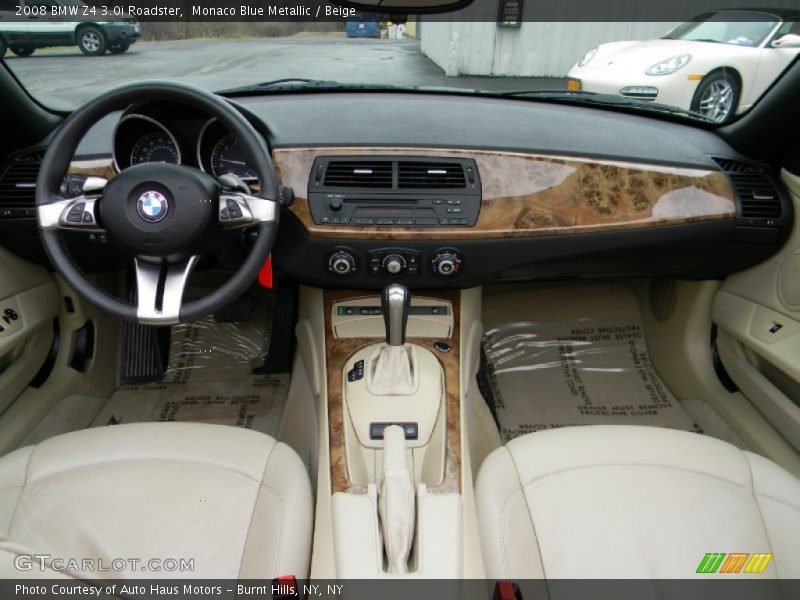 Dashboard of 2008 Z4 3.0i Roadster