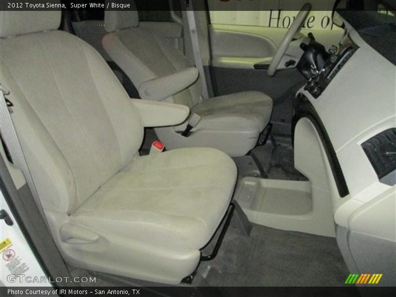 Super White / Bisque 2012 Toyota Sienna