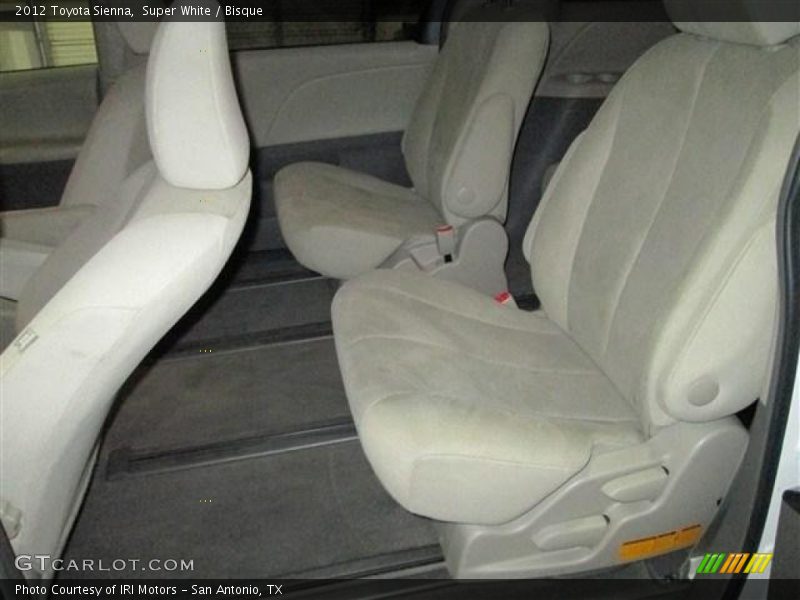Super White / Bisque 2012 Toyota Sienna