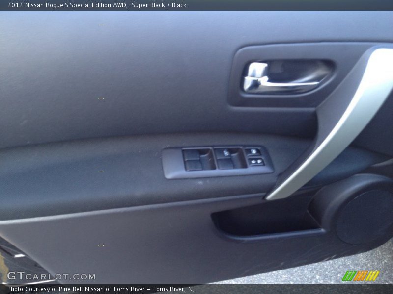 Super Black / Black 2012 Nissan Rogue S Special Edition AWD