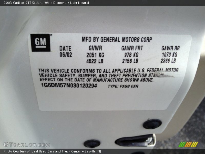 White Diamond / Light Neutral 2003 Cadillac CTS Sedan