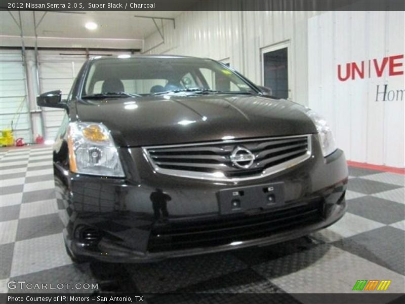 Super Black / Charcoal 2012 Nissan Sentra 2.0 S