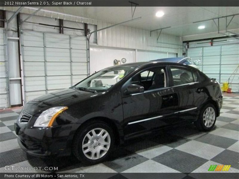 Super Black / Charcoal 2012 Nissan Sentra 2.0 S