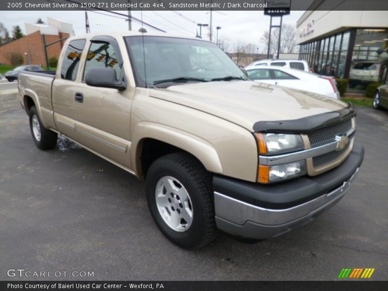 Sandstone Metallic / Dark Charcoal 2005 Chevrolet Silverado 1500 Z71 Extended Cab 4x4