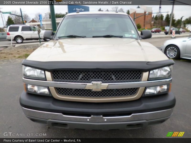 Sandstone Metallic / Dark Charcoal 2005 Chevrolet Silverado 1500 Z71 Extended Cab 4x4