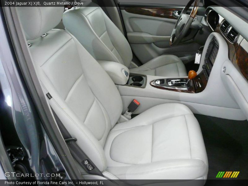 Quartz Metallic / Dove 2004 Jaguar XJ XJ8