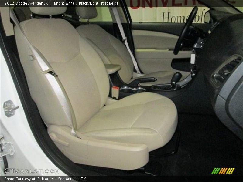 Bright White / Black/Light Frost Beige 2012 Dodge Avenger SXT