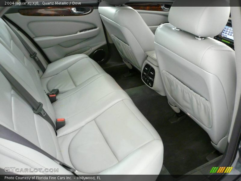 Quartz Metallic / Dove 2004 Jaguar XJ XJ8