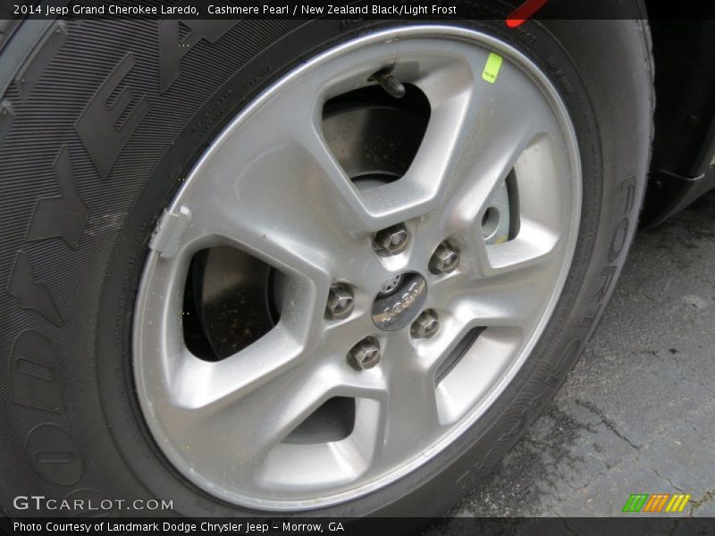  2014 Grand Cherokee Laredo Wheel