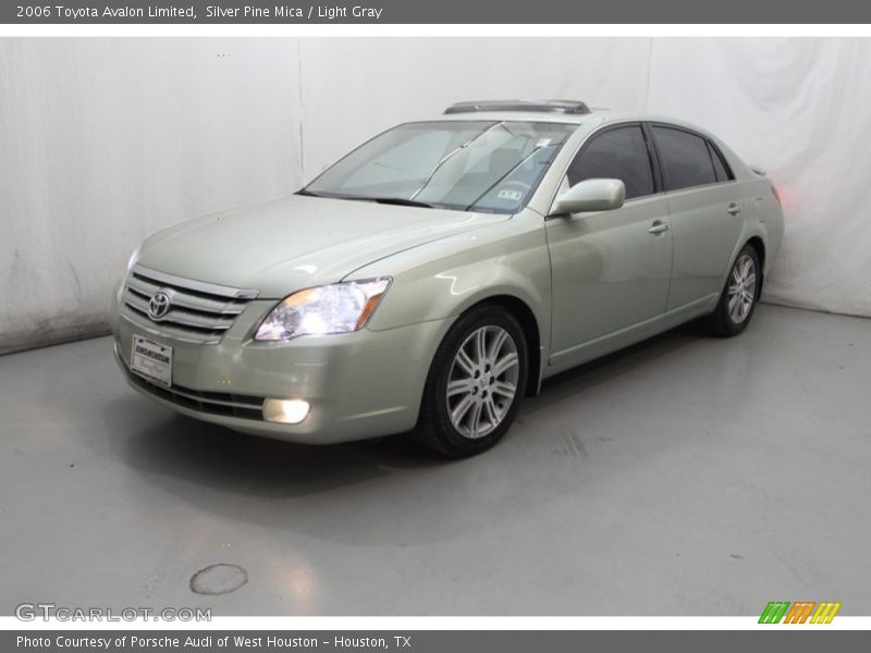 Silver Pine Mica / Light Gray 2006 Toyota Avalon Limited